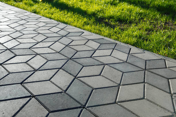 Best Driveway Paving Contractor  in Pawtucket, RI